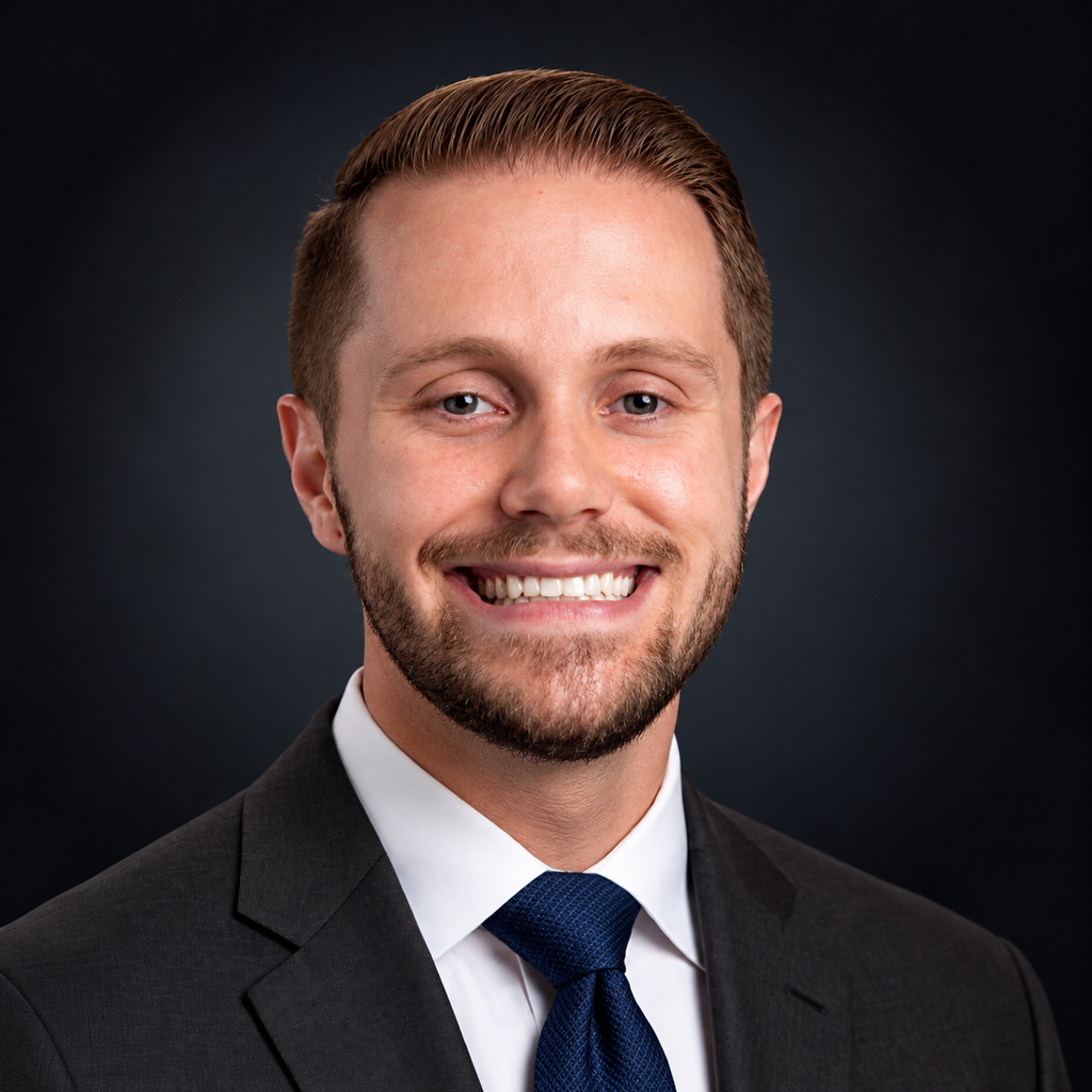 Dr. Tyler Bowen, DDS